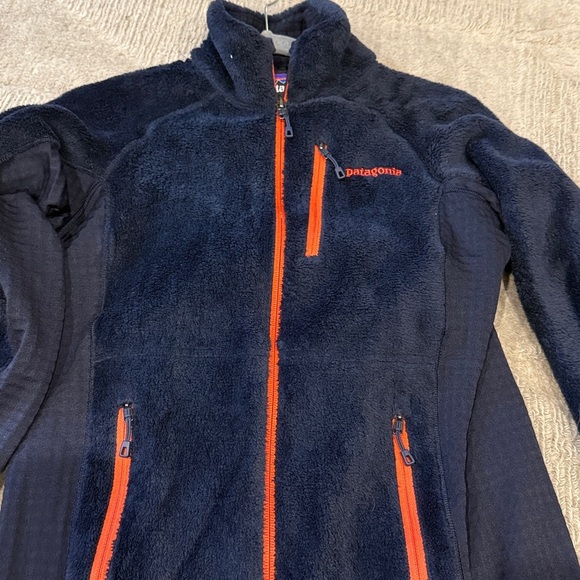 Patagonia Men's sz S Dark Blue R2 Fleece Jacket  Red Accents zip front retool - Picture 5 of 8